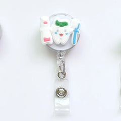 2022 New Design 1 Piece High Quality Silicone Retractable Hospital Nurse Badge Holder Reel Cute Cartoon ID Card Holder Keychains